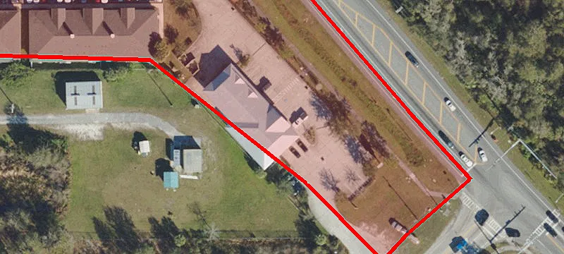 5490 Lithia Pinecrest Rd