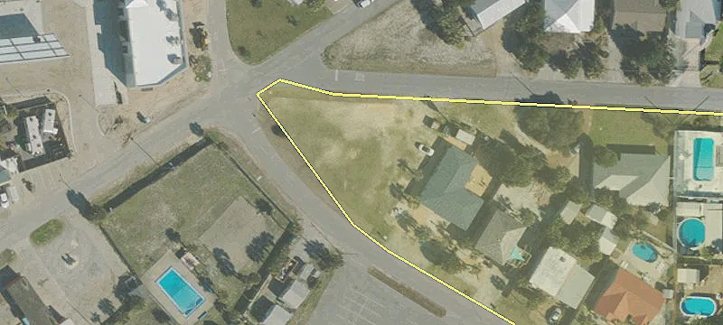 601 Granada Cir
