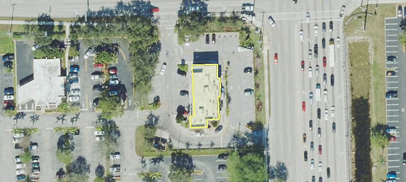 8000 Pnes Blvd