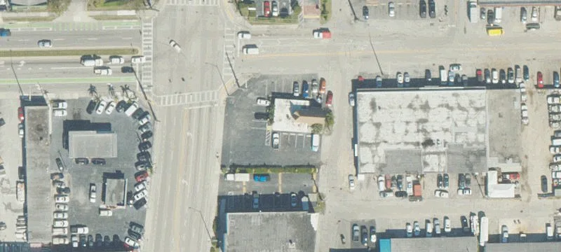 4390 Dixie Hwy