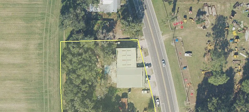 1213 Main St