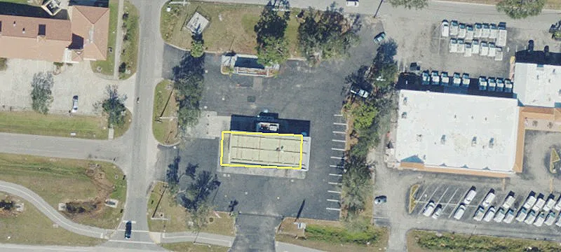 13501 Tamiami Trl