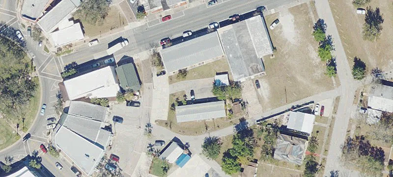 127 Ctr Ave