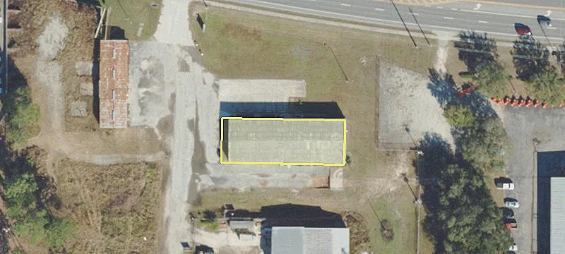 3805 Main St