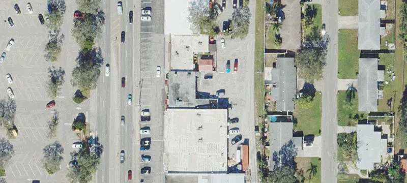 3807 Tuttle Ave