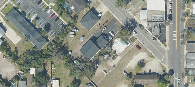 210 Howard St