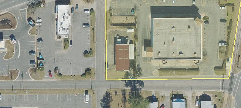 15 Main St