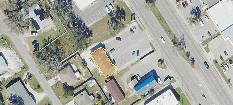 1832 Tamiami Trl