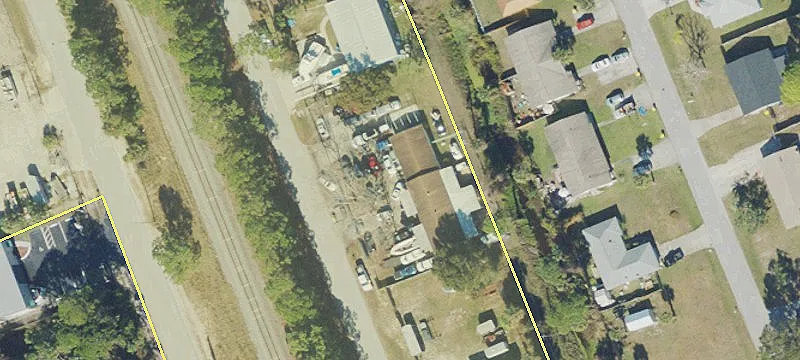 2327 Guava Dr