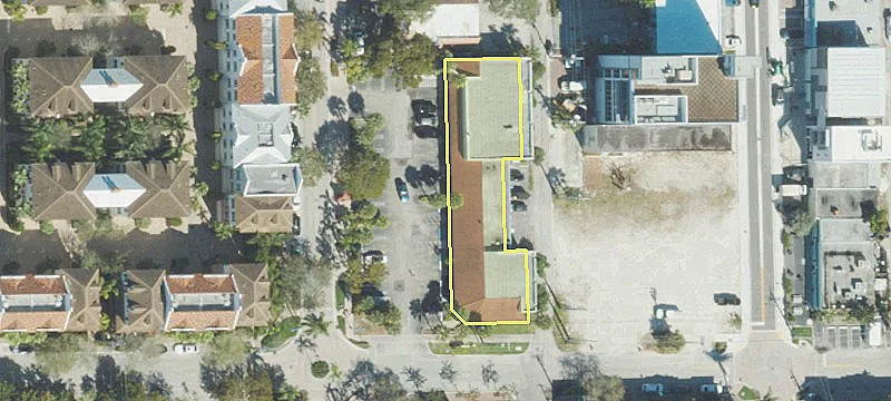 301 2nd Ave