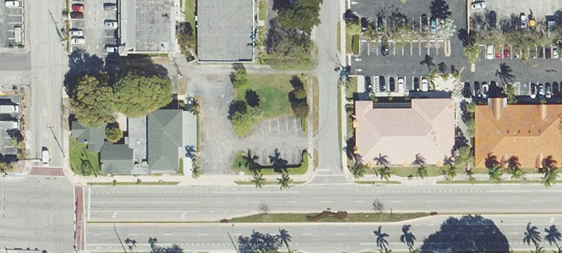 37 3rd Ave
