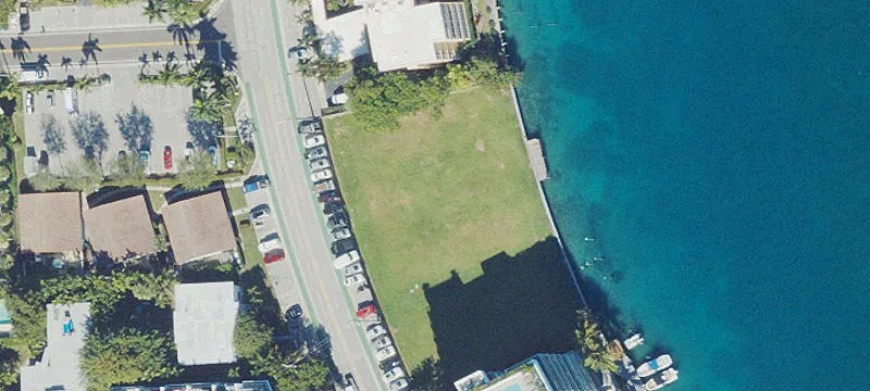 9955 Bay Hbr Dr