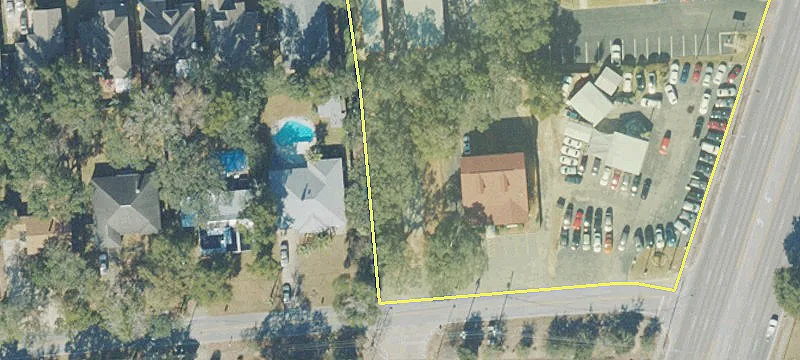 5 Plew Ave