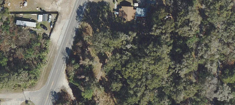 8433 Stark Ln