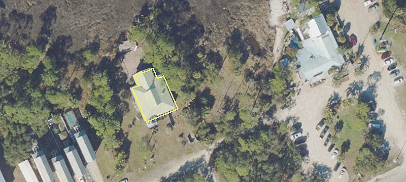 220 Bayshore Dr