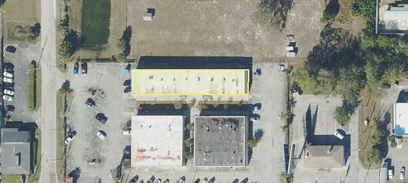 7135 State Rd 52