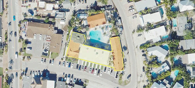215 Calle Miramar