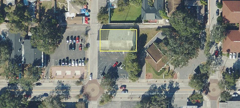 685 Main St