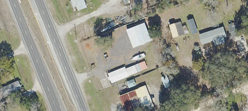 5049 Hwy 17th S