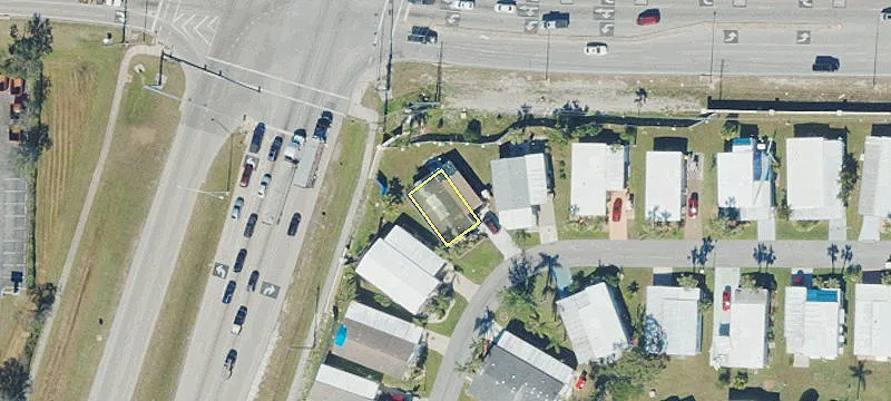 42 Huron Ln