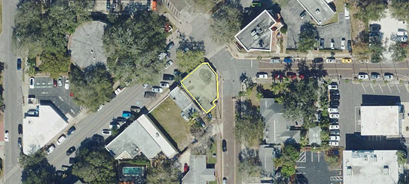 553 Main St