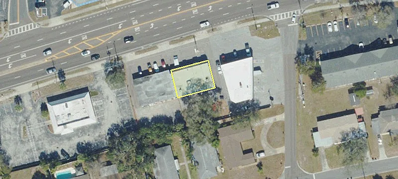1123 Main St