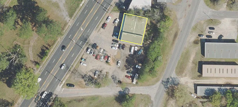 883 Ferdon Blvd