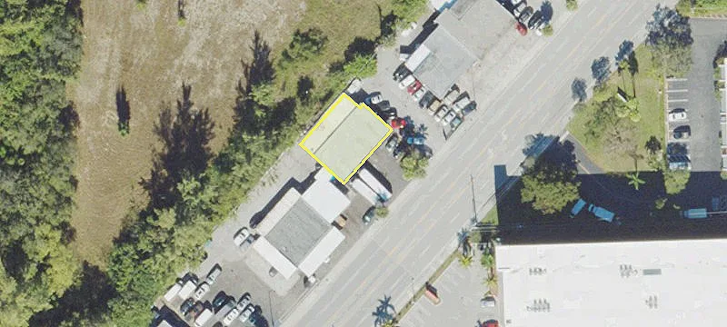 15600 Dixie Hwy