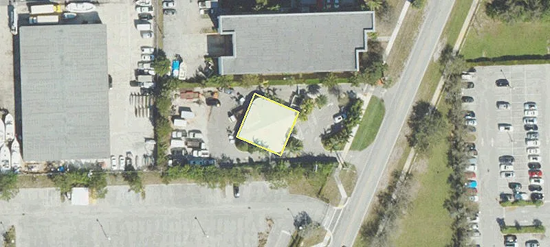 1302 Wallace Dr