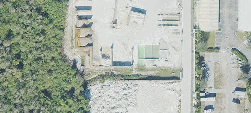 15555 Tamiami E Trl