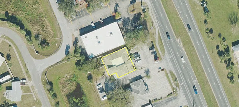 6827 Hwy 1st 1