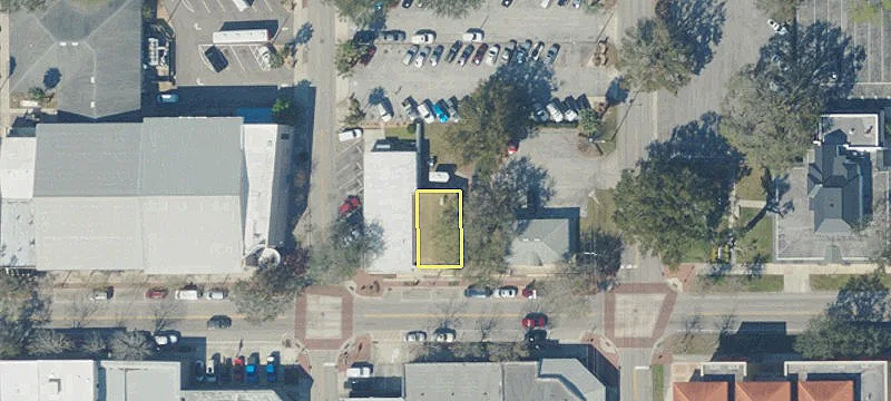 550 Main St