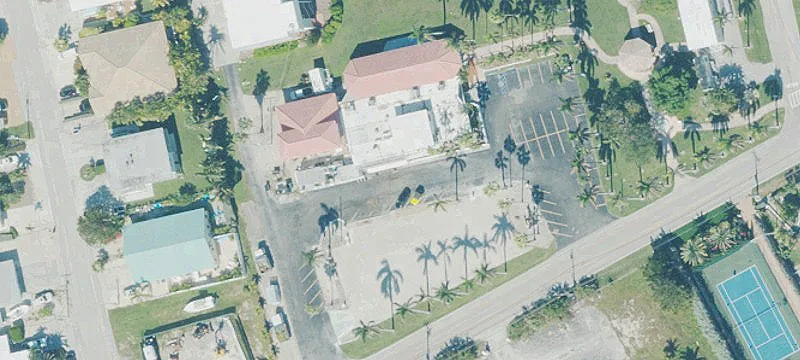 700 Ocean Dr