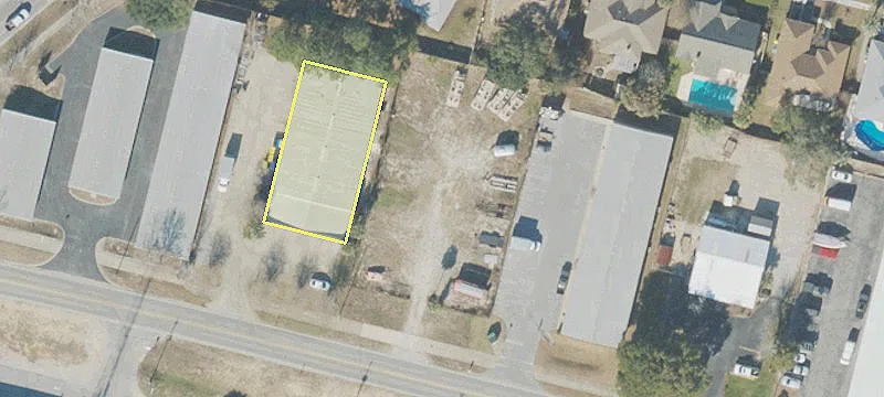 261 Azalea Dr