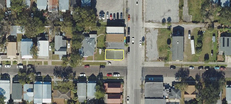 2106 Howard Ave