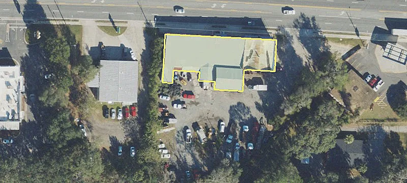 528 Base St