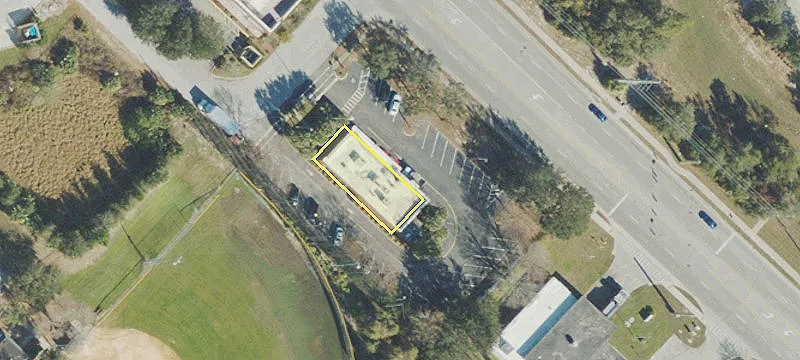 2167 Howland Blvd