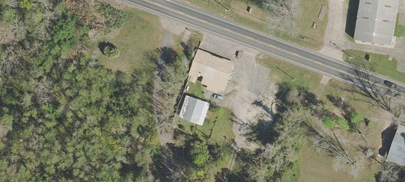 915 White Ave