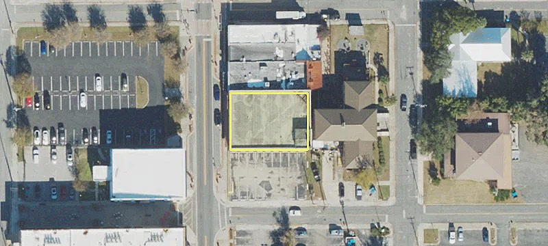 261 Marion Ave