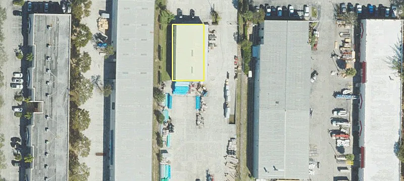 140 Commerce Rd