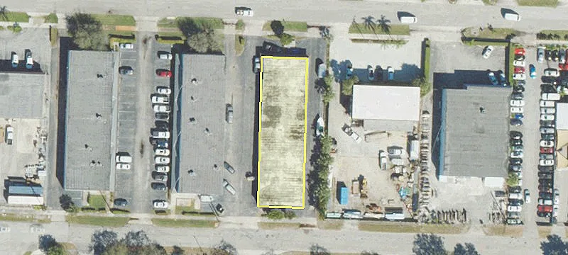 1330 Killian Dr