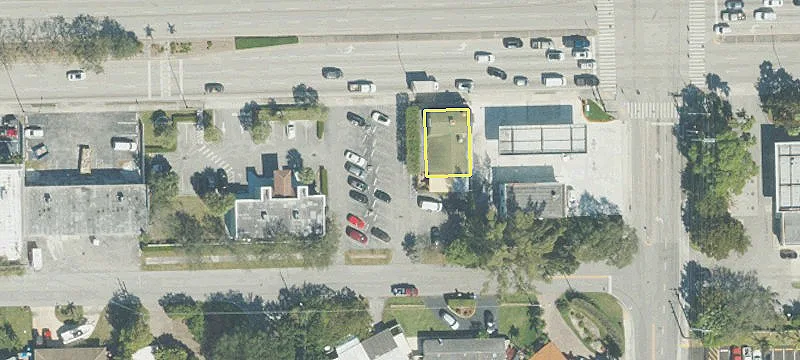 1576 Oakland Park Blvd
