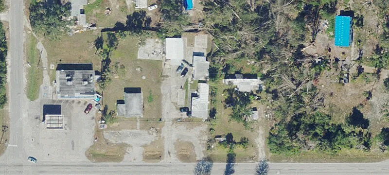 2190 Laurel Ln