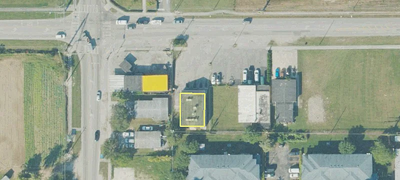 989 Lucy St