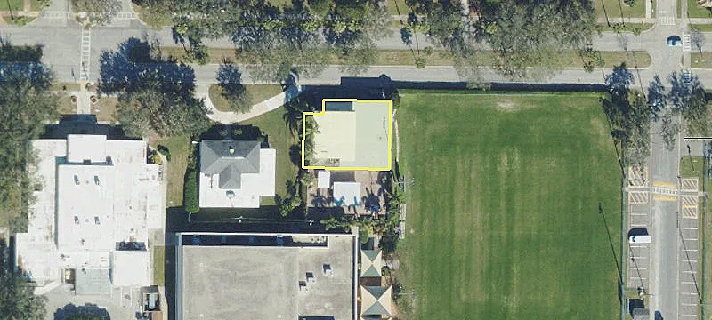 905 Ponce De Leon Blvd