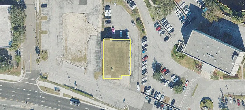 697 Altamonte Dr