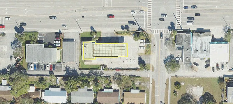 400 Indiantown Rd