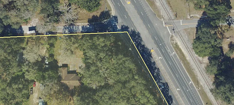 128 Chapman Rd