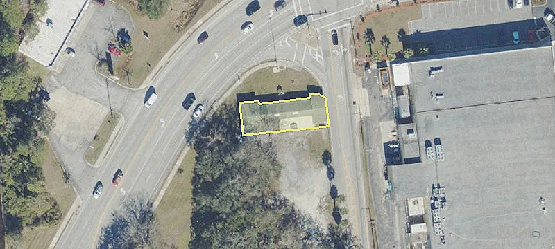 90 Dixie Hwy