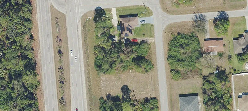 102 Floyd Ave